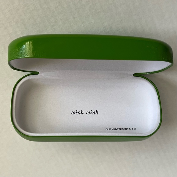 Lime green kate spade wink wink glass case in excellent condition. - Picture 4 of 9